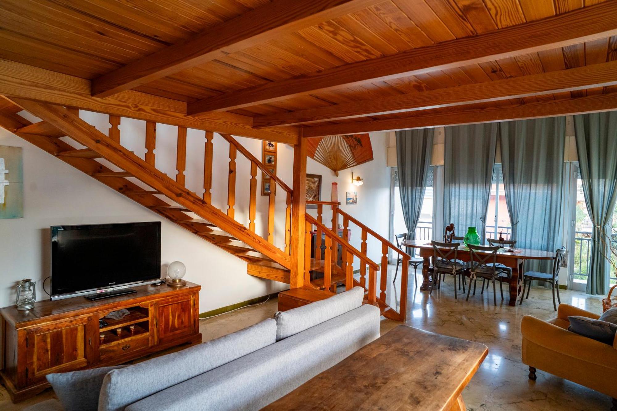 A Casa Di Mara Apartment Мондело Екстериор снимка