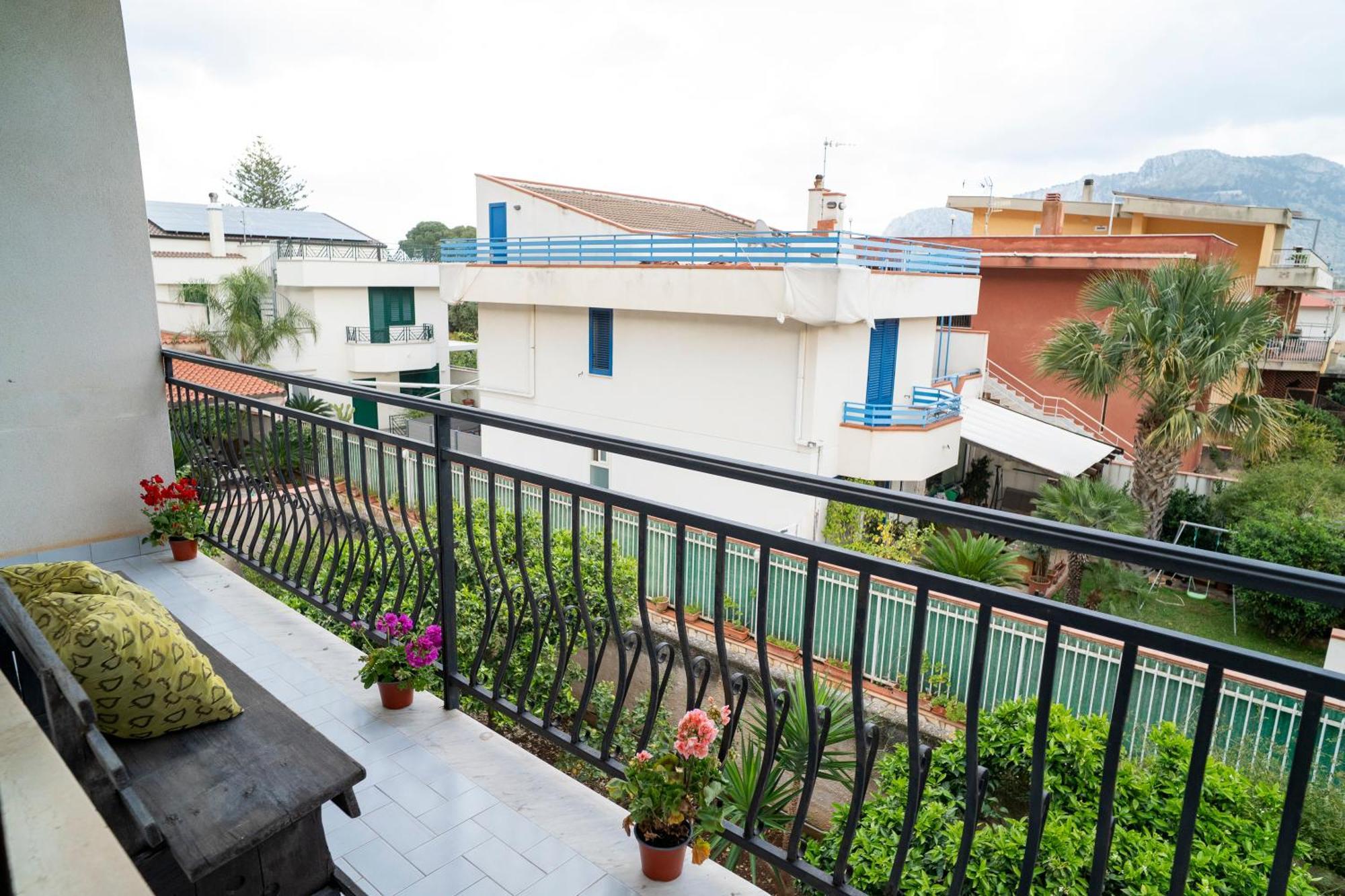 A Casa Di Mara Apartment Мондело Екстериор снимка