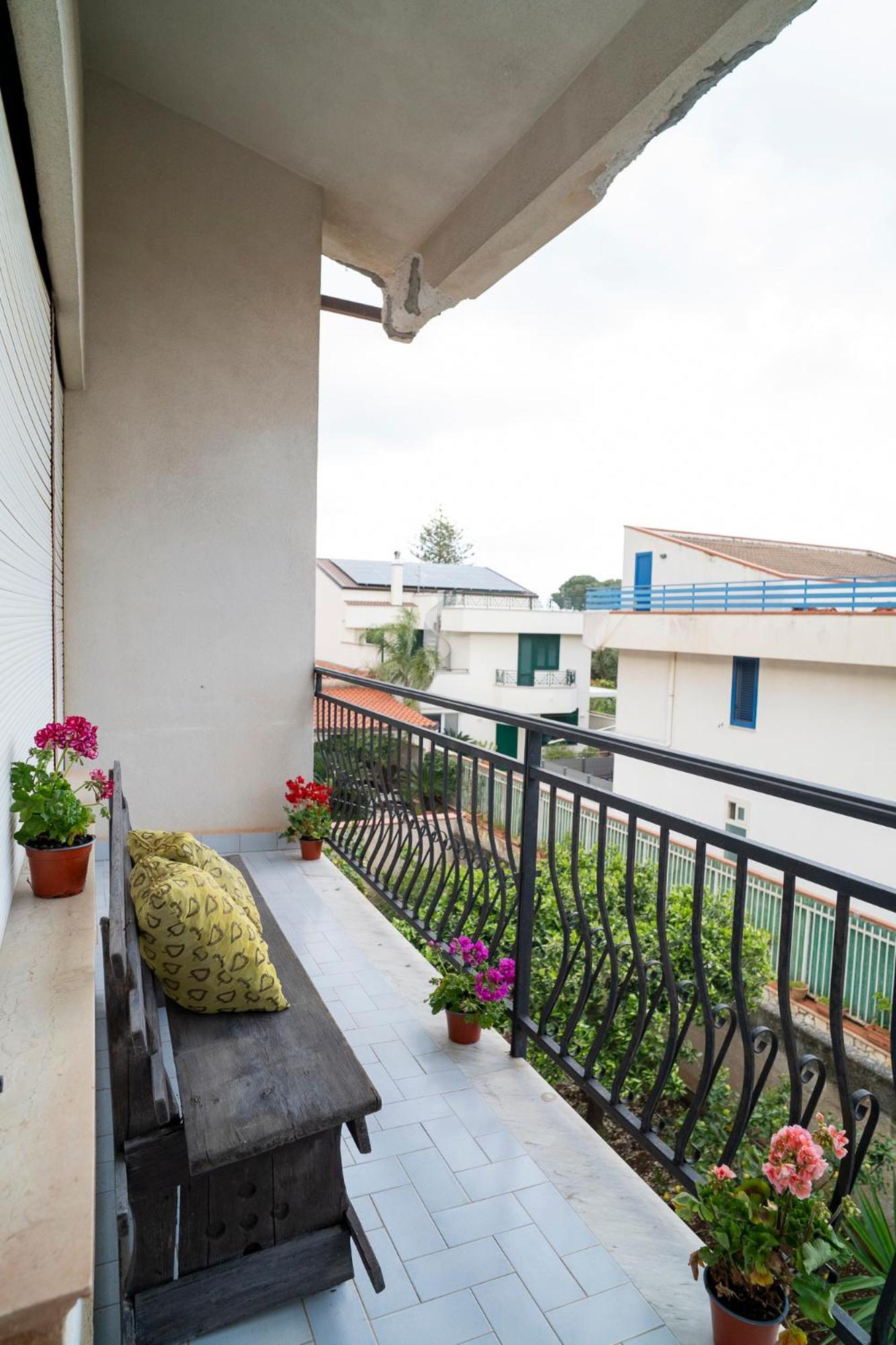 A Casa Di Mara Apartment Мондело Екстериор снимка